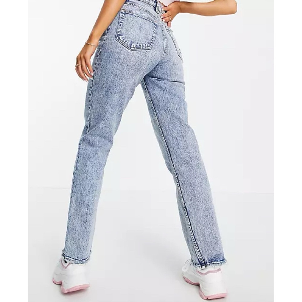 Abercrombie & Fitch 90’s Straight Ultra High Rise Acid Wash Jeans 25L